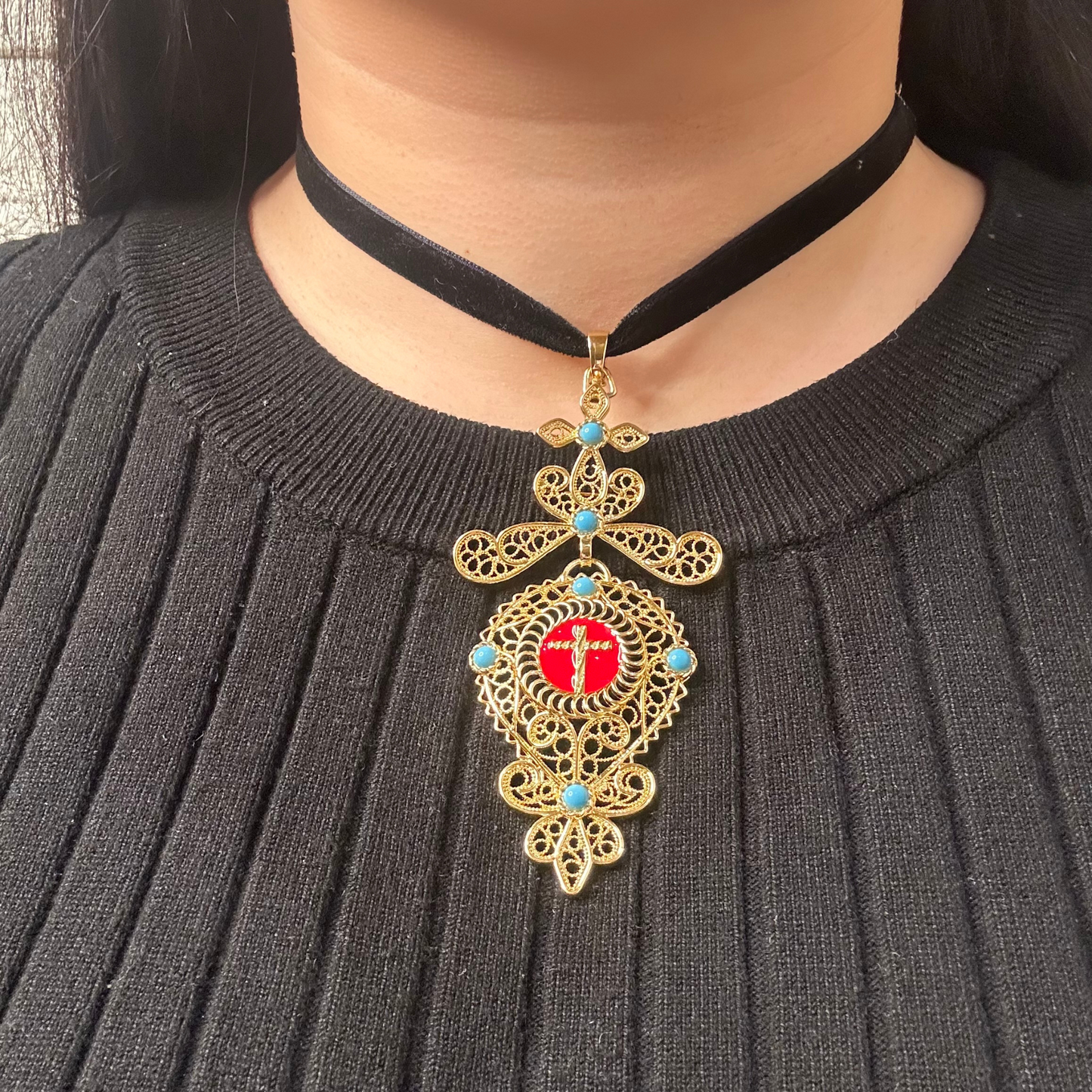 Collier Custodia com fio